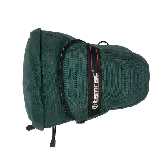 Canon Black Camera with Green Bag - Picture 8 of 16